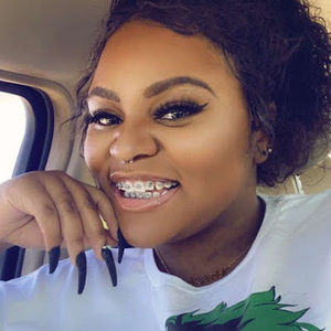 Meet your Posher, Oshalay